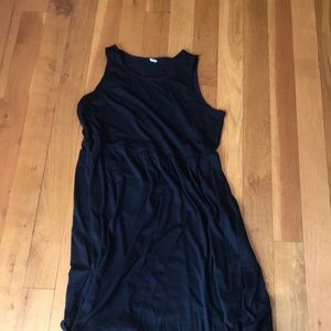 Womens sleeveless dress. Black. Size medium. Old navy. Medium length